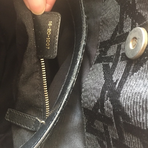 Dior Canvas Logo Bag - Picture 6 of 7